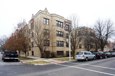 4049-57 N. Francisco Ave. 1-2 Beds Apartment for Rent Photo Gallery 1